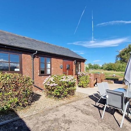 Swallows Nest Guest House - With Hot Tub Abergavenny Luaran gambar
